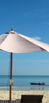 reasonable hotel, accomodation, stay, backpack, dive package